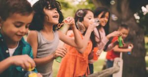 Mutlu Eden Çocukluk Anılarımız