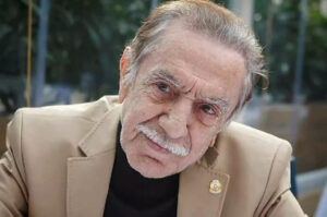 Aydemir Akbaş: Hayatı, Vefatı,  Kariyeri ve Unutulmaz Filmleri