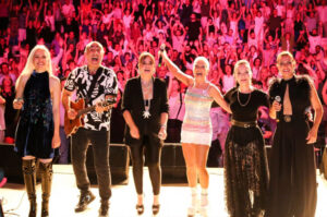 “Şimdi 90’lar” Yoğun İstek Üzerine Tekrar Sahne Aldı