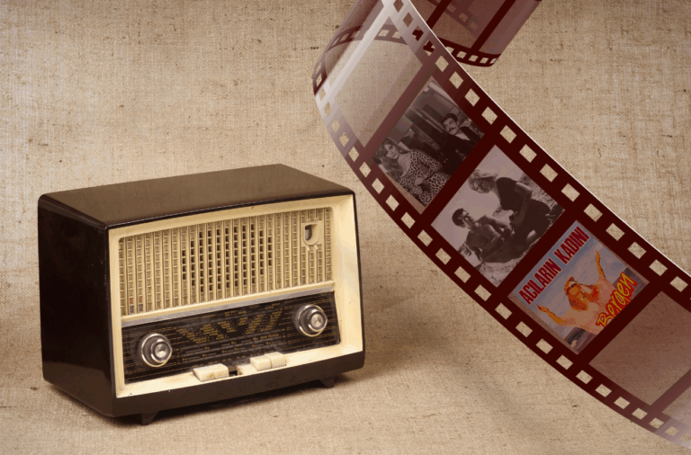 Sinema ve Radyo: Eski Türk Filmlerinde Çalan Şarkılar